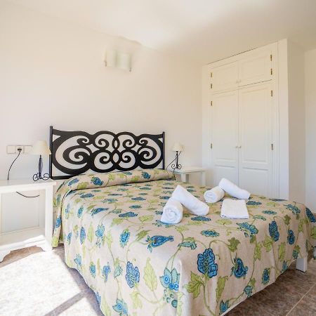 Apartamentos Marcelino - Formentera Break Es Pujols Exterior photo