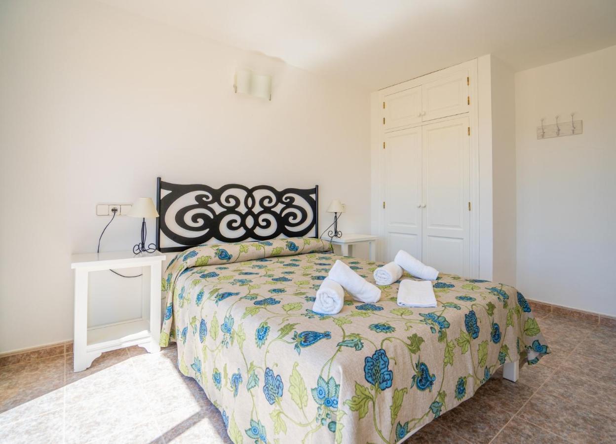 Apartamentos Marcelino - Formentera Break Es Pujols Exterior photo