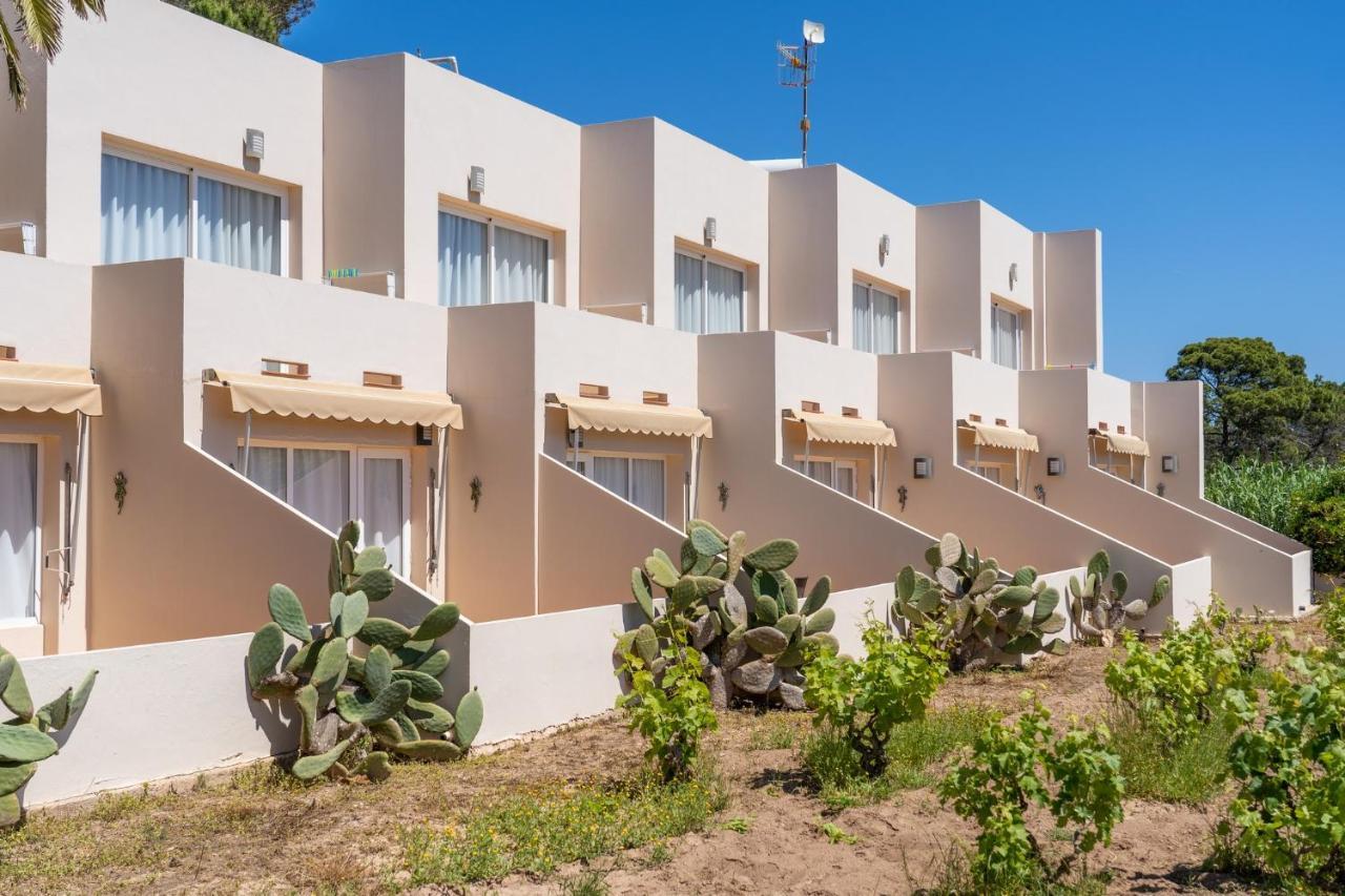 Apartamentos Marcelino - Formentera Break Es Pujols Exterior photo